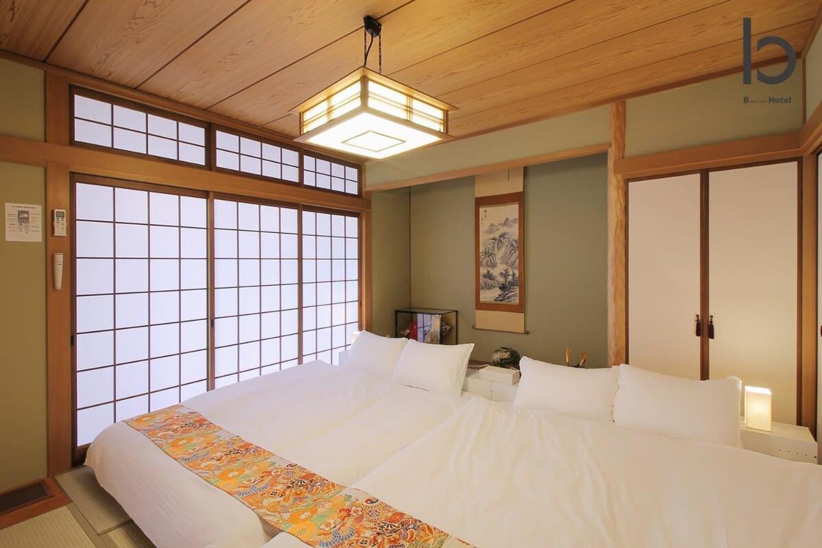 הירושימה Hanagin - 3 Bedroom Japanese Apartment For 11 People 201 מראה חיצוני תמונה