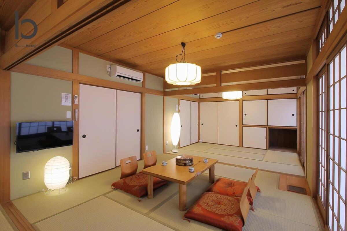 הירושימה Hanagin - 3 Bedroom Japanese Apartment For 11 People 201 מראה חיצוני תמונה